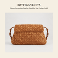 보테가 베네타(Bottega Veneta) Giorno Intrecciato Leather Shoulder Bag (Amber Gold) 숄더백 - 영국 정품 직수입 | Lhea UK(레아영국)