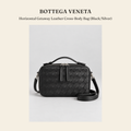 보테가 베네타(Bottega Veneta) Horizontal Getaway Leather Cross-Body Bag (Black/Silver) - 영국직구 정품 | 레아영국